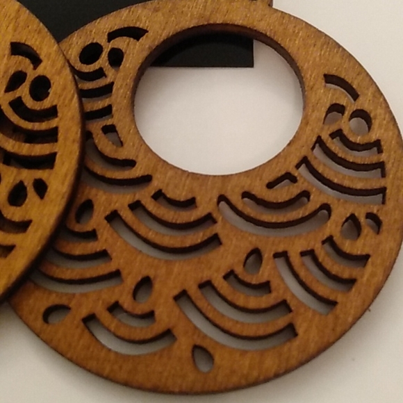 Earrings - Picture 2 of 2